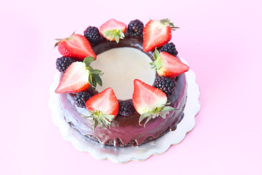 Rosca de Chocolate y Frutos Rojos